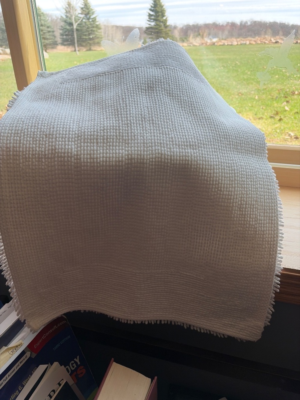 Basic white bathe mat - Picture 2 of 3